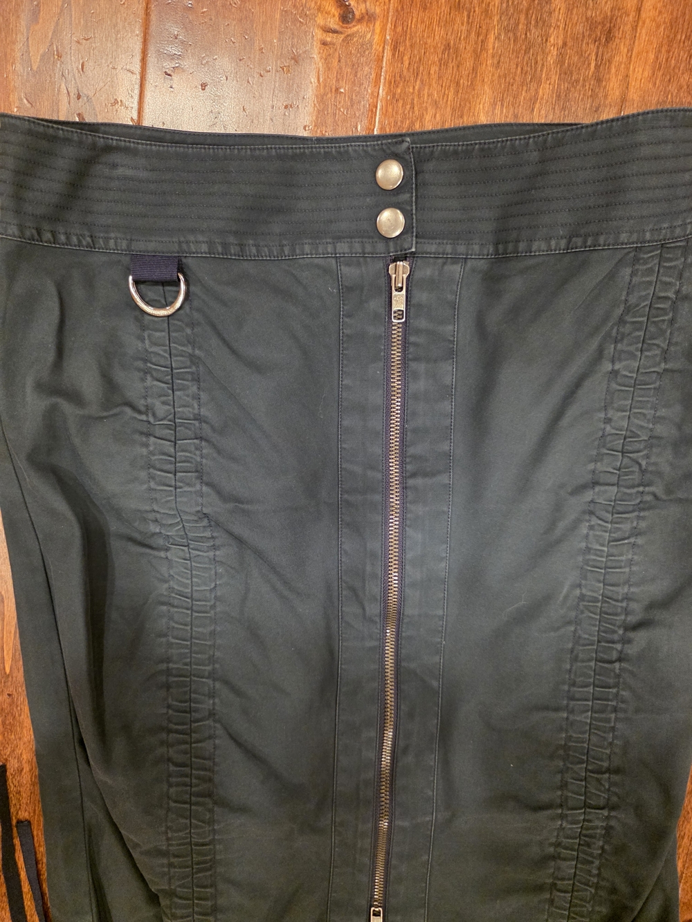 bebe Black Front-Zip Utility Pencil Skirt Small EUC - Picture 2 of 4